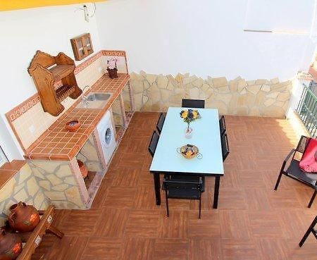 Casa Maria En El Centro Nerja Villa Luaran gambar