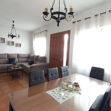 Casa Maria En El Centro Nerja Villa Luaran gambar